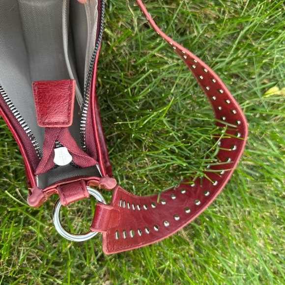 Princes Poly Chic Trendy Faux Leather Red Bag Vintage Y2K Must Have For Fall - Picture 8 of 8